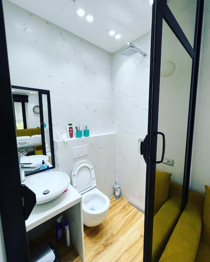Luxury Apartment In Blloku Area 티라나 외부 사진